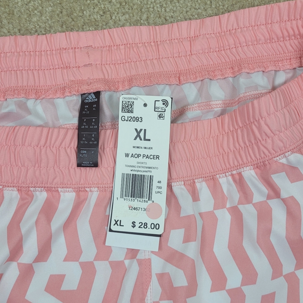 π NWT Adidas Women Pink and White Athletic Running Shorts Size XL - Picture 2 of 3